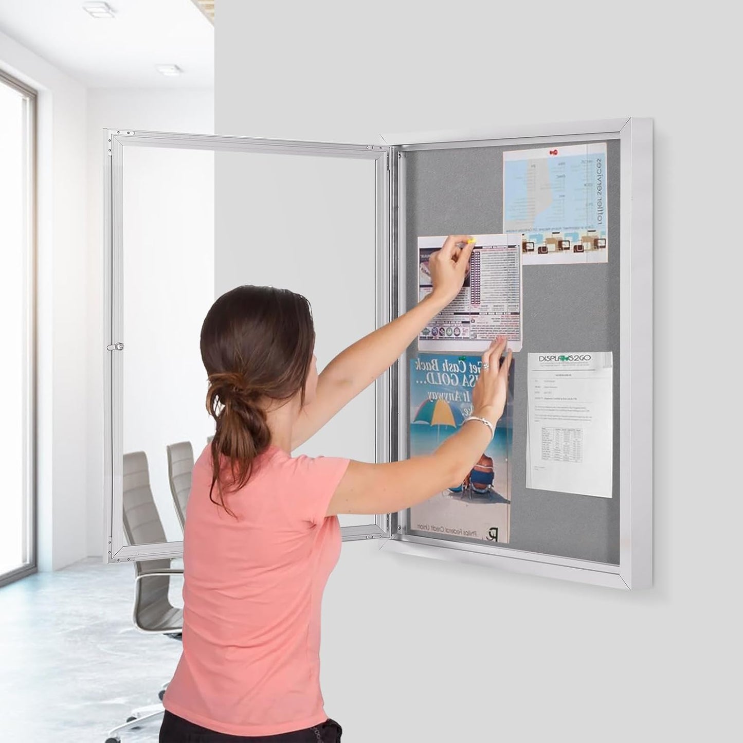 SWANCROWN Enclosed Bulletin Board Grey Felt Displays Boards Weather Resistant Wall Mounted Notice Case,28x20inches