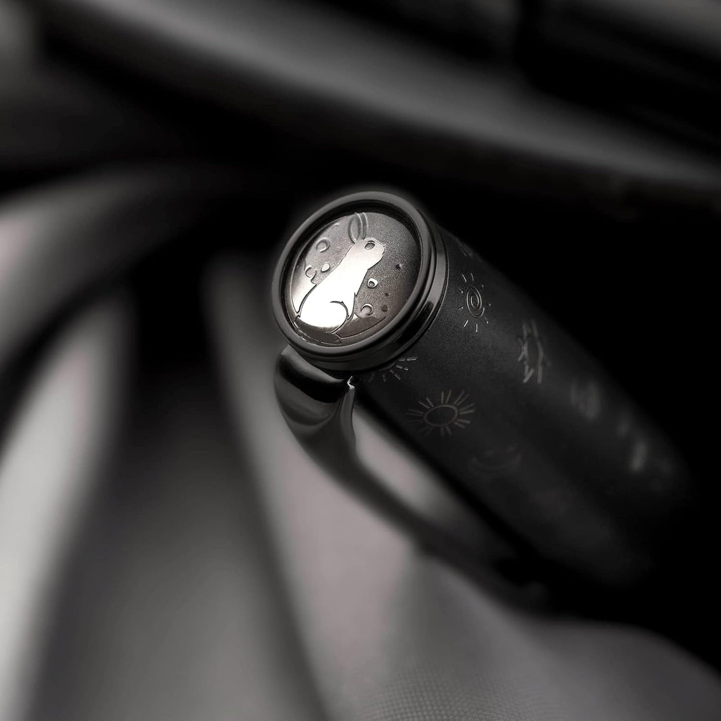 Hongdian N7 Gray Resin Piston Fountain Pen Rabbit Cap, Iridium Medium Nib Classic Pen Smooth Writing Pen with Metal Box