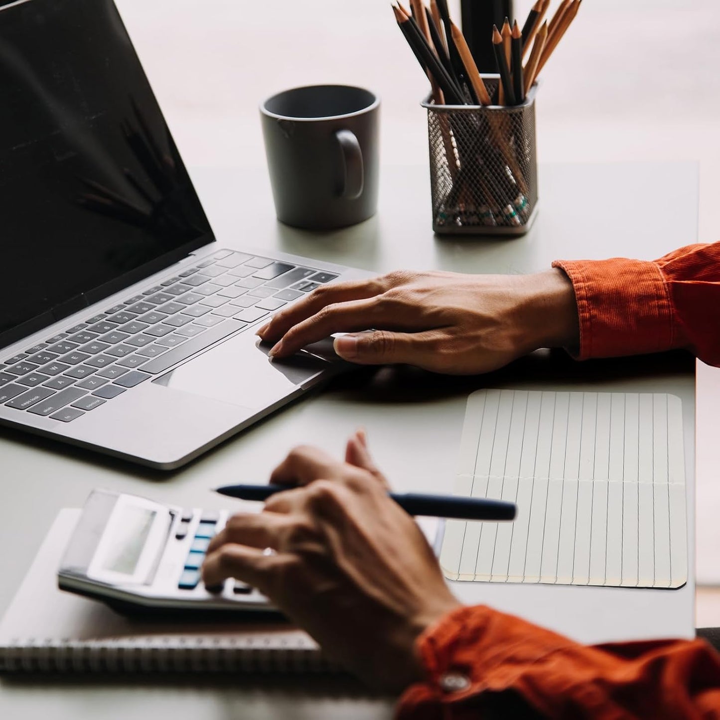 Harloon 100 Pcs Mini Notebooks Bulk Small Pocket Notepads Blank Lined Wallet Memos Journals for Students Employee Traveler Classroom Office Supplies, 4 x 2.5 Inches(Black)