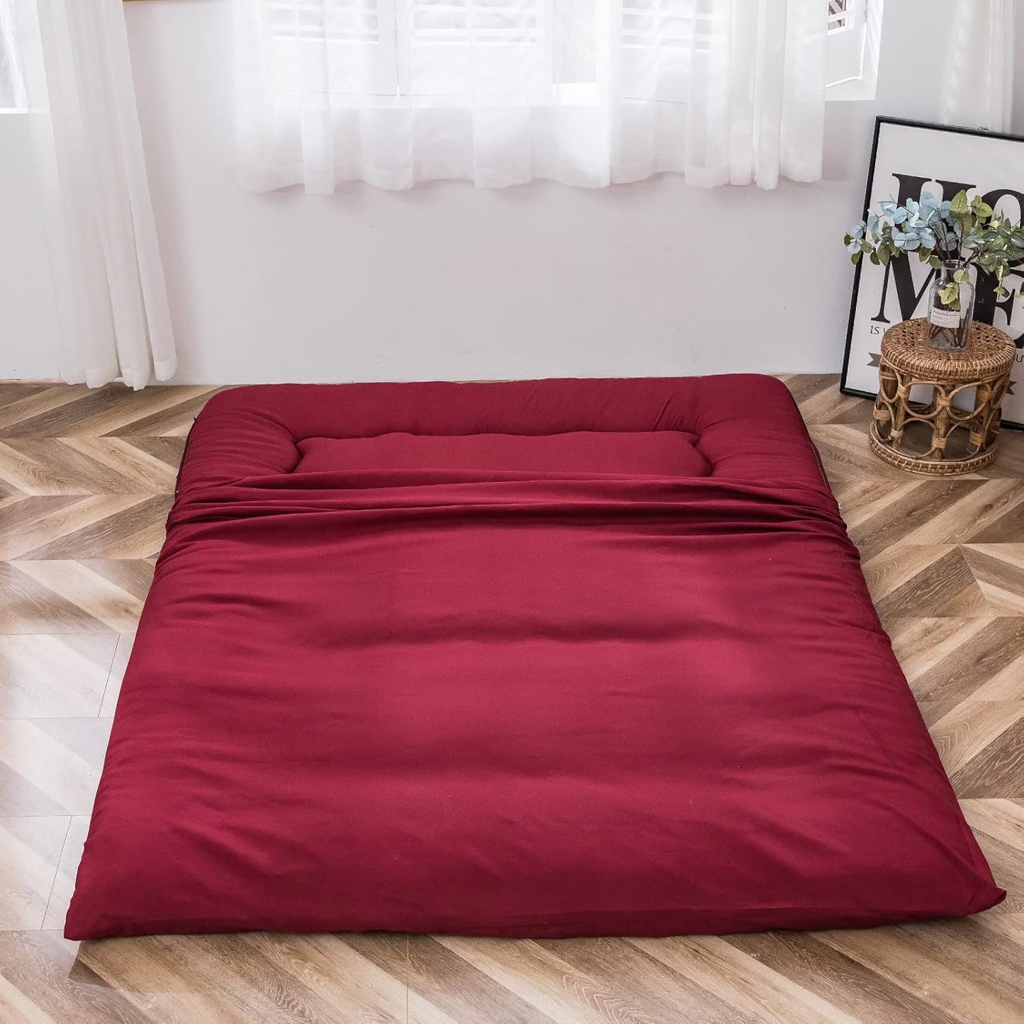 MAXYOYO Japanese Floor Mattress Futon Mattress Thicken Tatami Mat Sleeping Pad Roll Up Mattress Floor Lounger Bed Folding Couch Bed Mattress Pad for Guest Room, Burgundy, King Size