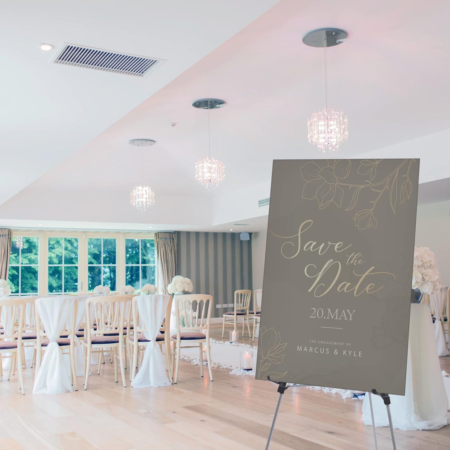 Lightweight Aluminum Flip-Chart Presentation Easel, 70 Inches, Silver