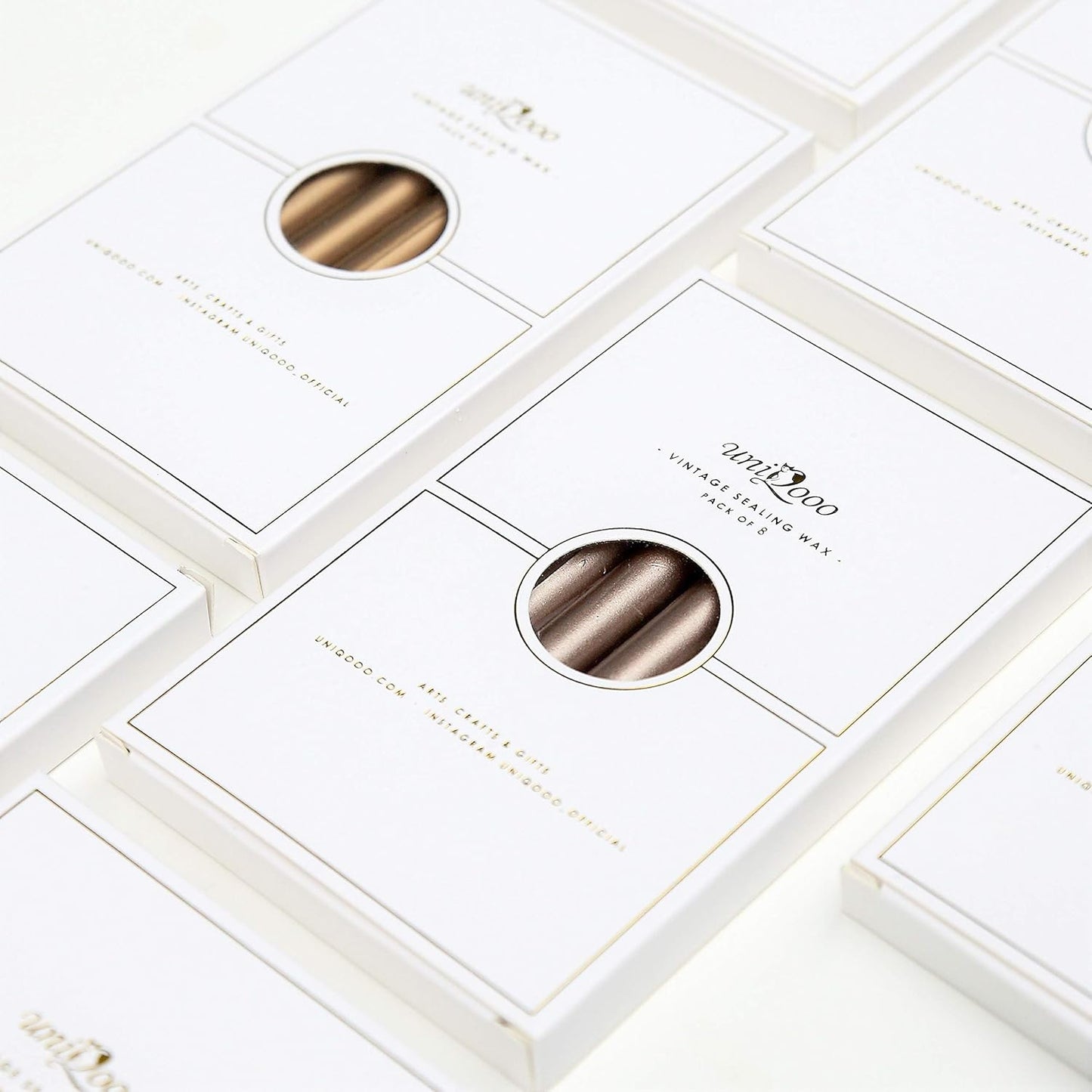 UNIQOOO Mailable Glue Gun Sealing Wax Sticks for Wax Seal Stamp - Black Color, Great for Wedding Invitations, Cards Envelopes, Snail Mails, Wine Packages, Gift Ideas, Pack of 8