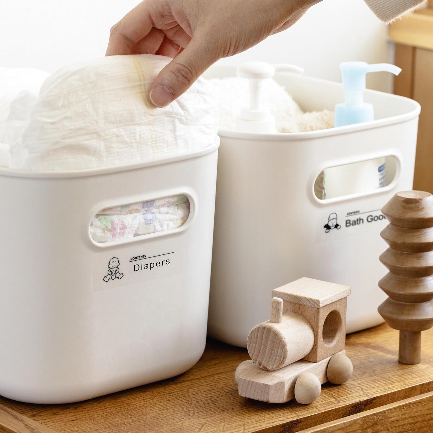 Epson LABELWORKS 224BMWPX Genuine PET (Polyester) Tape Cartridge - Black on Matte White Designer Craft Label Maker Tape - 1" (24MM) Wide, 26'