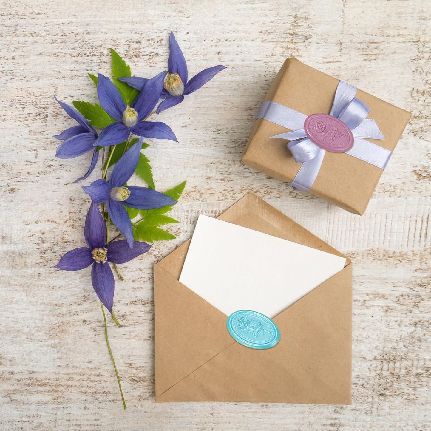 uxcell 25 Pcs Wax Seal Stickers, Self Adhesive Envelope Letter Seal Stickers with Rose Pattern for Holiday Party Wedding Invitations, Gift Packaging, Green