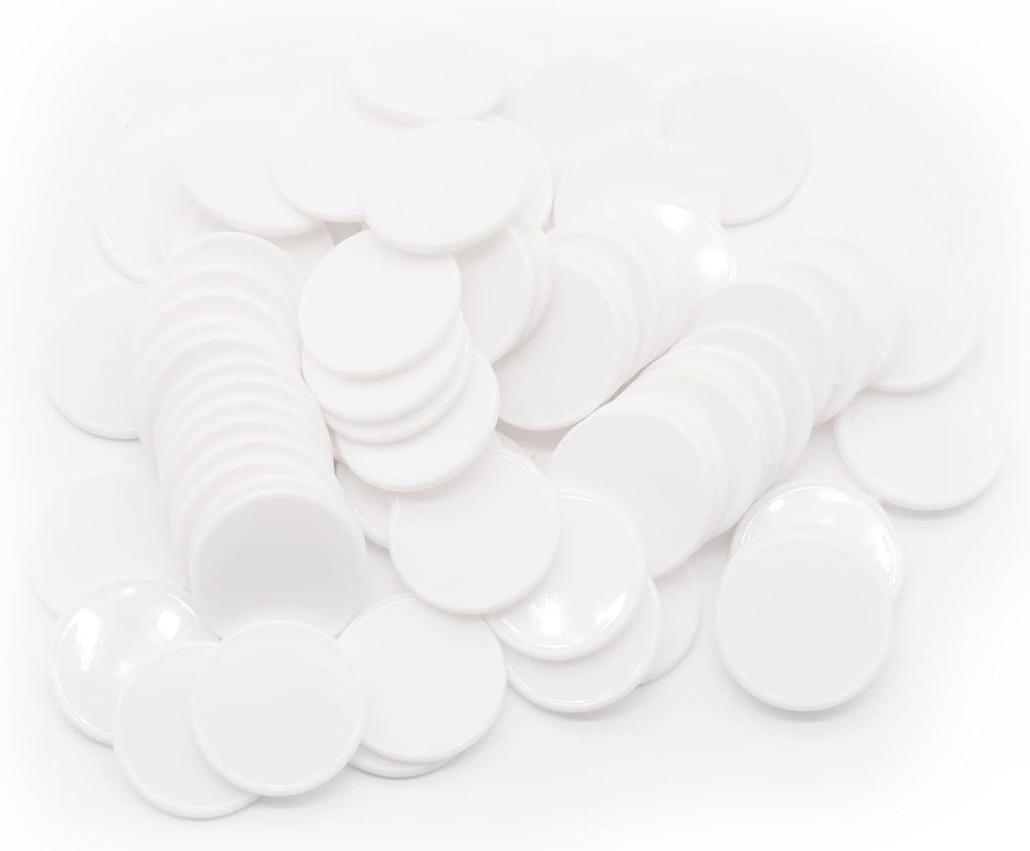 Set of 100 Opaque Plastic Learning Counters Mini Poker Chips Game Tokens with Storage Box (White, 1 Inch)
