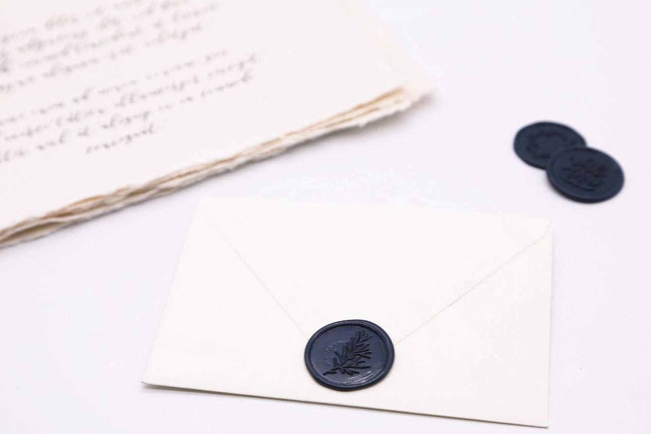 UNIQOOO Mailable Glue Gun Sealing Wax Sticks for Wax Seal Stamp - Navy Blue, Great for Wedding Invitations, Cards Envelopes, Snail Mails, Wine Packages, Gift Ideas, Pack of 8