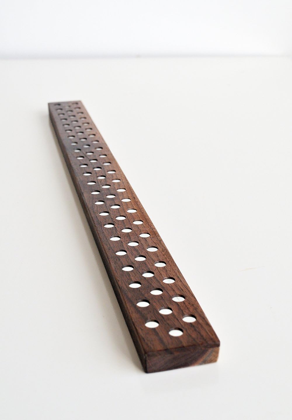 Magnetic Wooden Knife Bar Holder Strip, Cherry or Walnut, 12, 16, 20, or 24 Inch (20 Inch, Walnut)