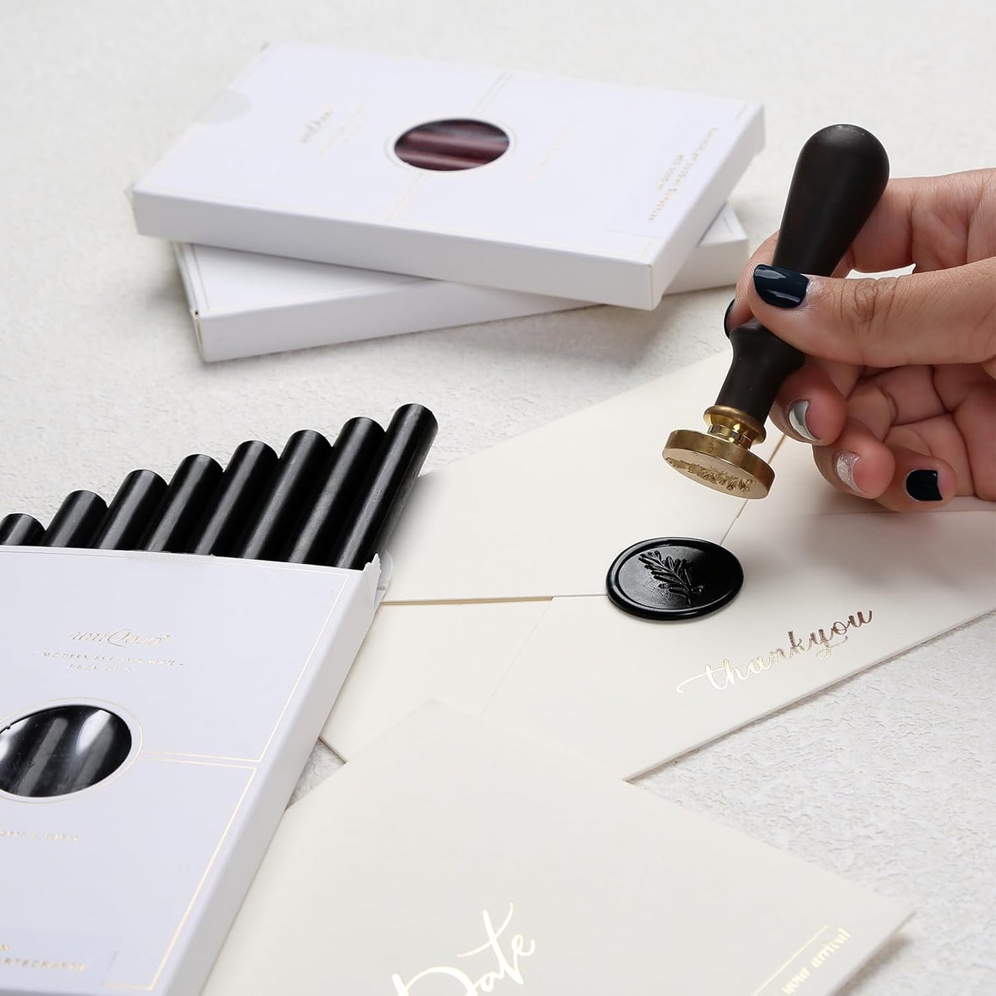 UNIQOOO Mailable Glue Gun Sealing Wax Sticks for Wax Seal Stamp - Black Color, Great for Wedding Invitations, Cards Envelopes, Snail Mails, Wine Packages, Gift Ideas, Pack of 8