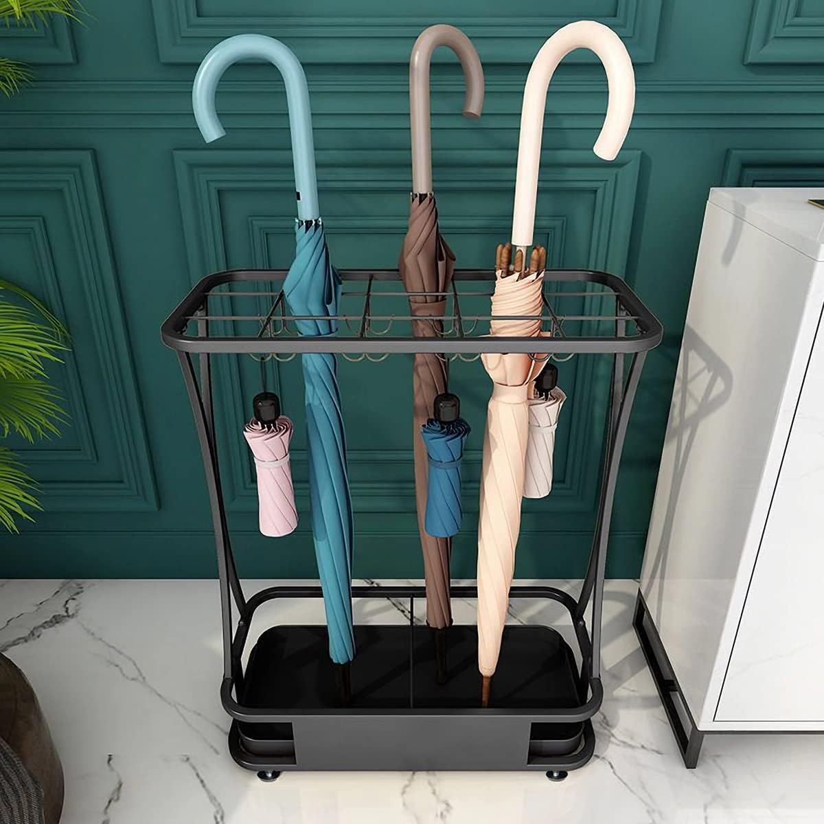 GeLive Umbrella Holder Entryway Umbrella Display Stand Rack Umbrella Container Cane Rack Walking Stick Stand Golf Club Organizer Metal Home Office Patio Decor Indoor Outdoor Stored 31 Umbrellas