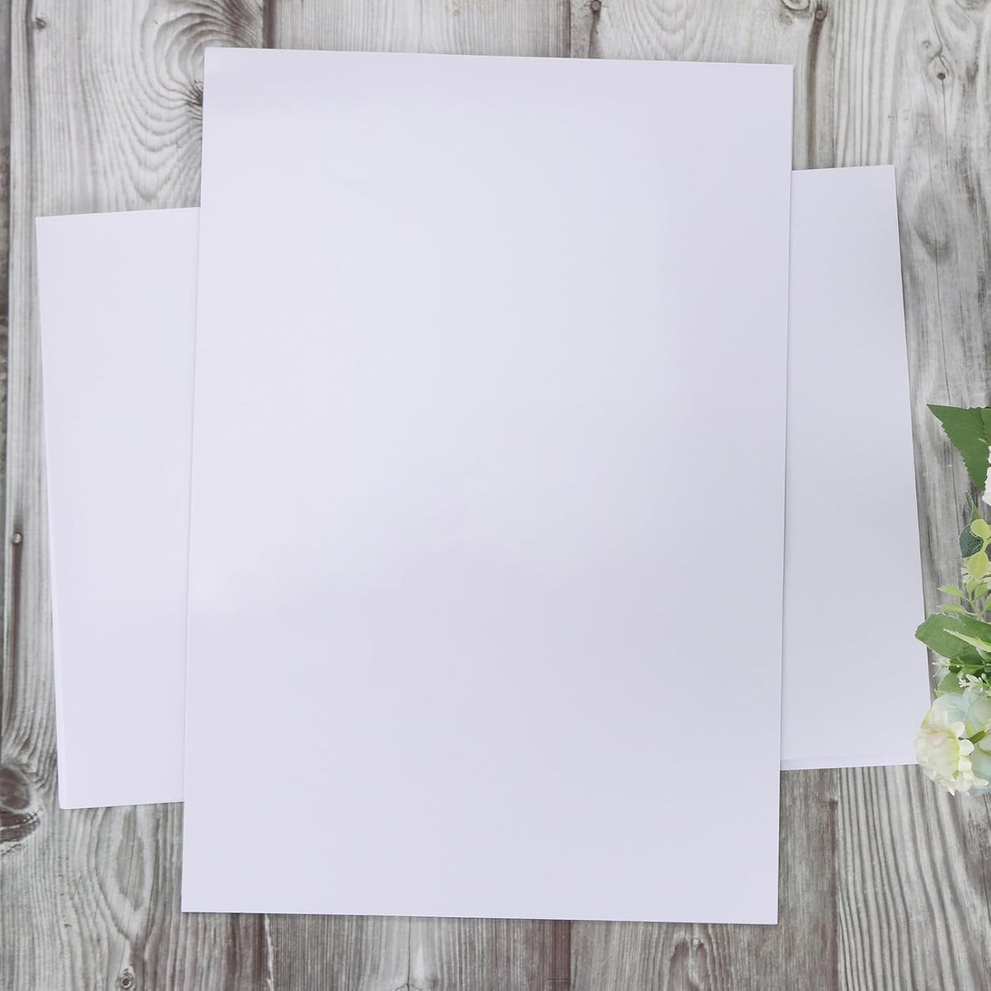 ZBEIVAN 13x19 Photo Paper, Glossy Photo Papers 25 Sheets, 13 x 19 Inkjet Printer Photo Paper for Dye Ink, 200 GSM