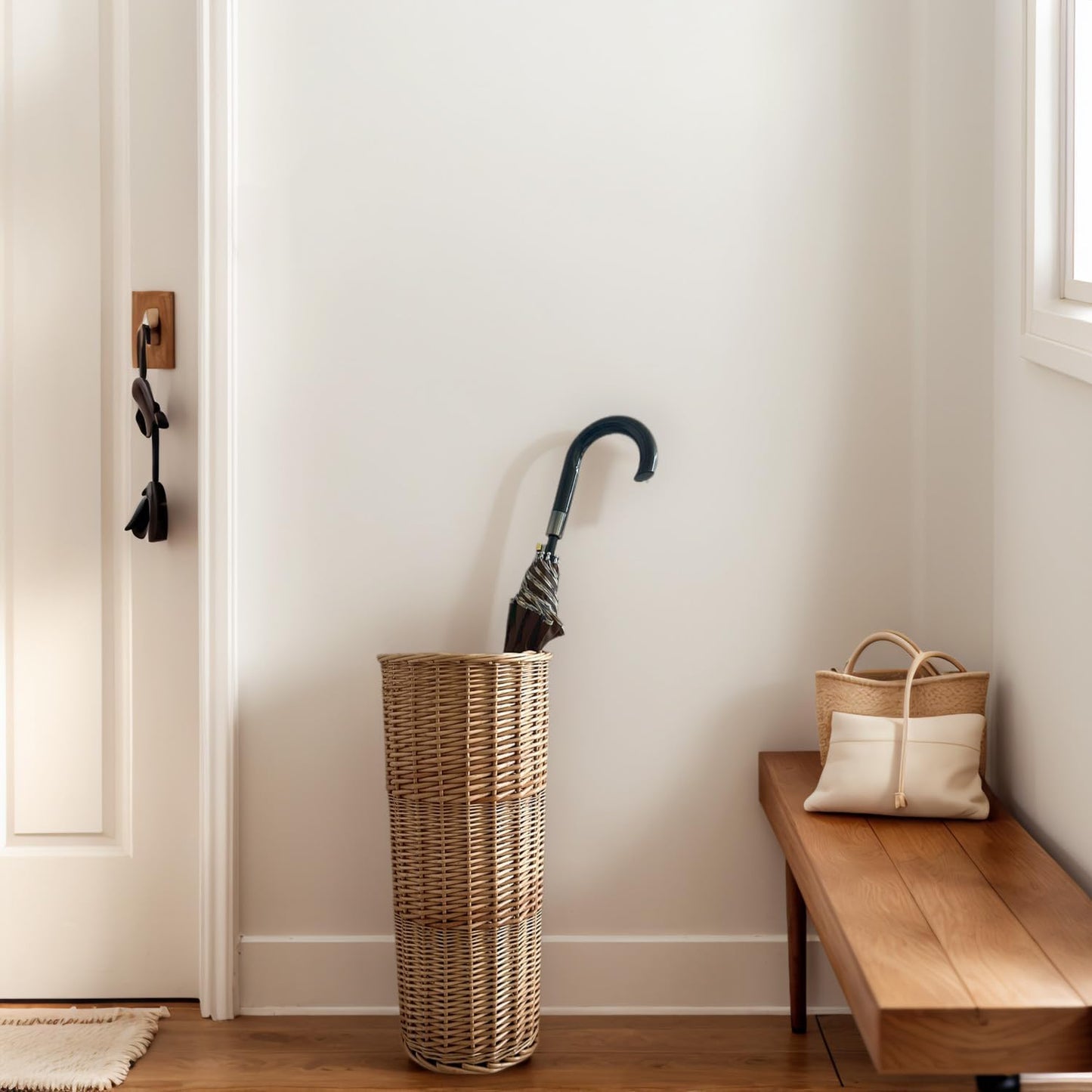 Wicker Umbrella Stand, Umbrella Holder for Entryway with Detachable Drip Tray and 2 Metal Hooks, Storage for Umbrellas & Canes, 9.4L x 9.4W x 21.2H, Home Decor.