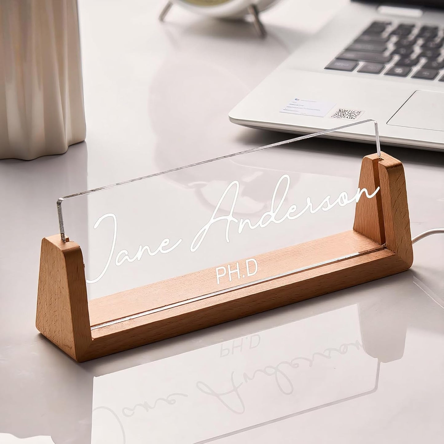 Desk Name Plate Personalized Custom Light Up Office Name Plate Customized Acrylic Name Plates for Desks Personalized Gifts Office Decor for Boss Coworkers Teacher Employee Appreciation Gifts (Design1)