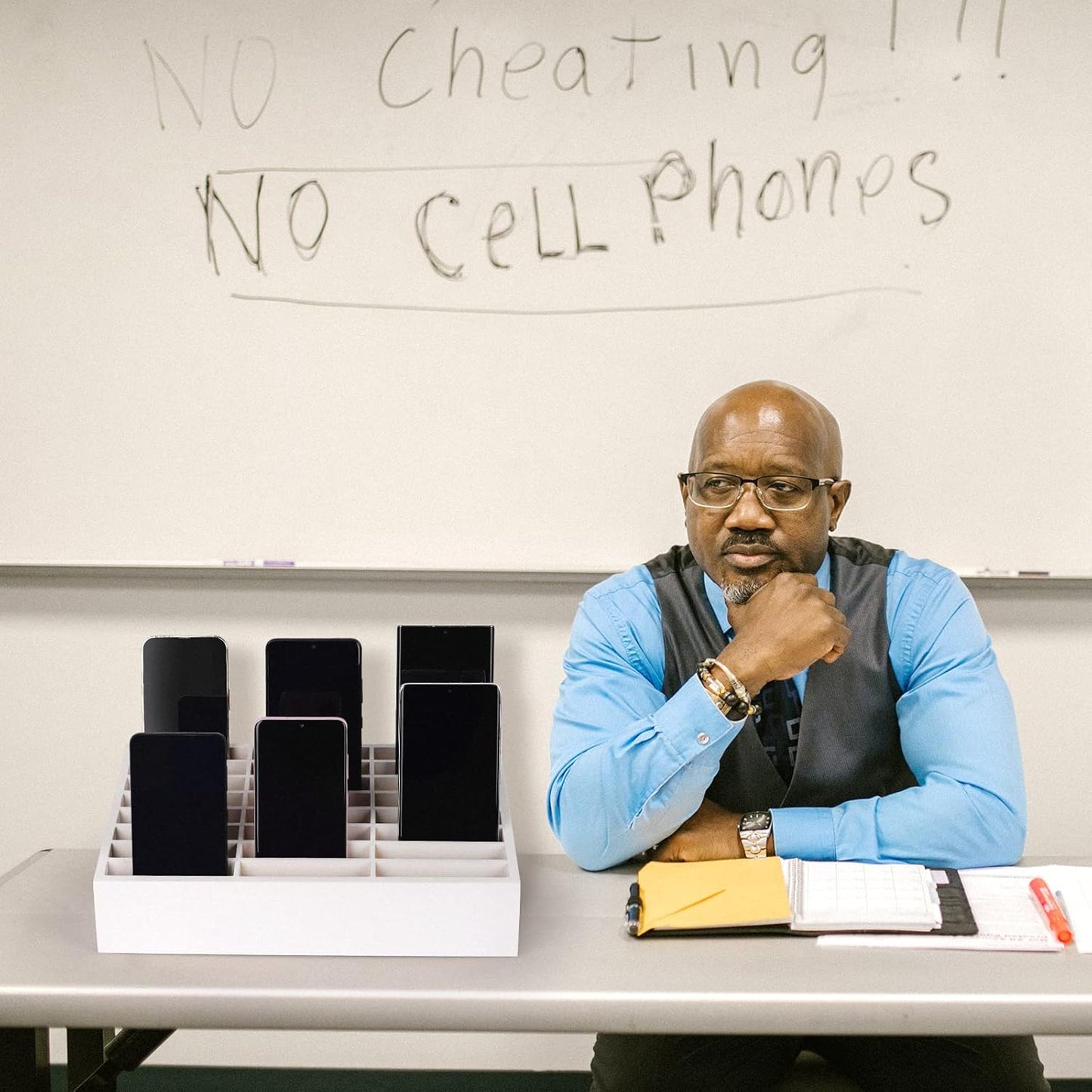 24-Grid Wooden Cell Phone Holder Desktop Organizer Storage Box for Classroom Office (White 24-Grid)