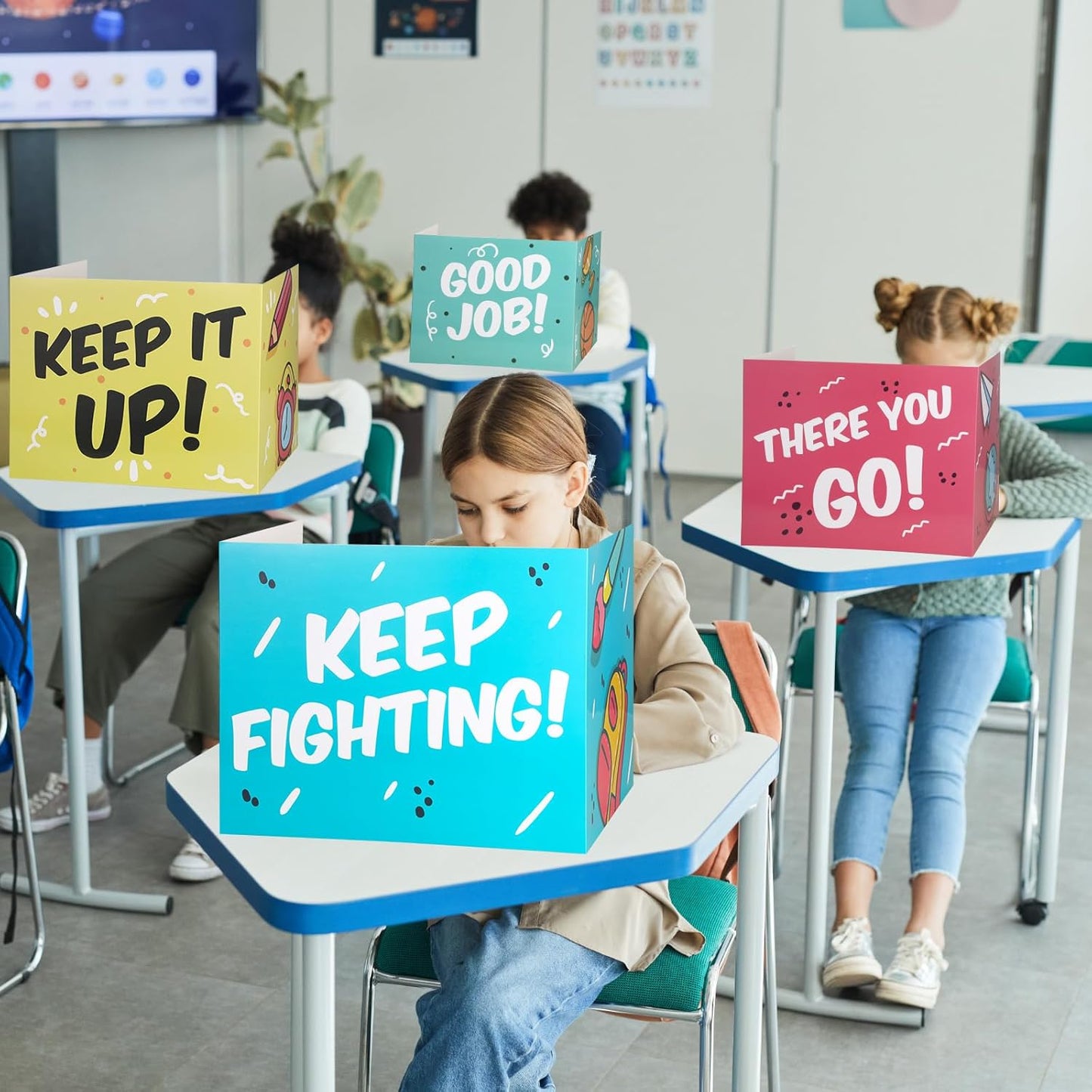 Crtiin 24 Pcs Privacy Folders for Students Desk Dividers Standard School Privacy Cardboard Board Testing Dividers Shield for Classroom Teacher Supplies Keep Eyes from roving(Study)