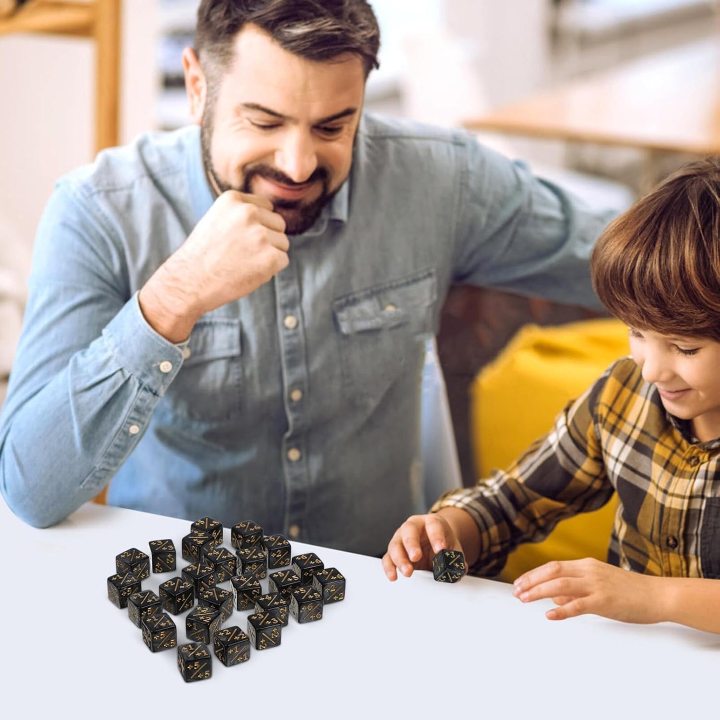 STOBOK 24Pcs Token Dice Counters, MTG Dice MTG Counters, -1/+1 Counters D6 Acrylic Cube Dice Compatible with MTG, CCG Card Gaming Accessory Board Game