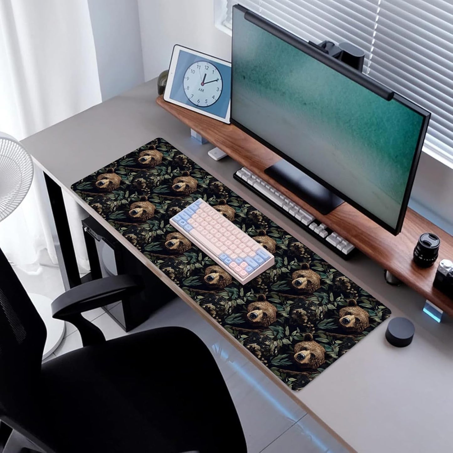 Bear Gaming Mouse Pad, Desk Mat, Non-Slip Rubber Base Cool Aesthetic MousePads for Computer Laptop Keyboard Office School Home Desktop Accessories Decor 31.5" x 11.8"