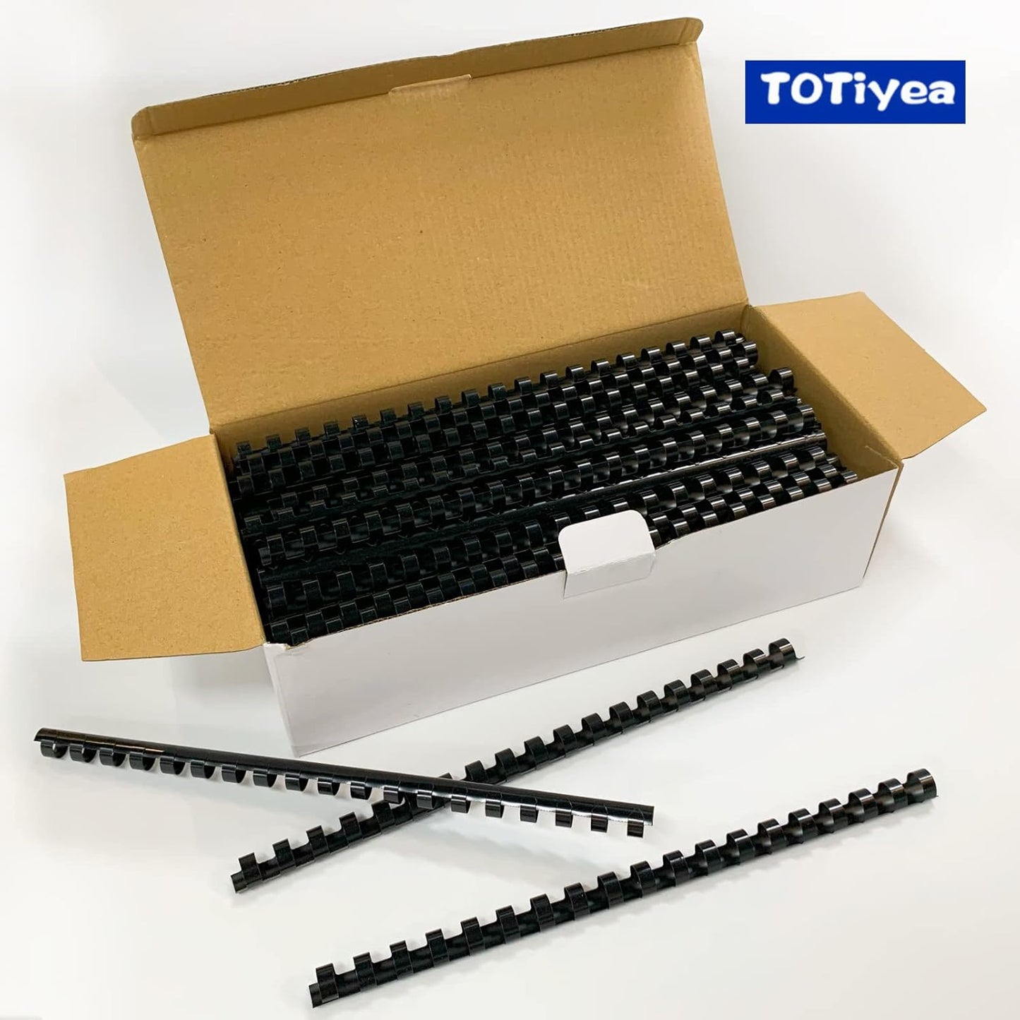 TOTiyea 200 Pack Plastic Binding Comb Spines,5/16 Inch Diameter,40 Sheet Capacity,Letter Size (8.5x11 Inches) Black Color Binding Comb Spines