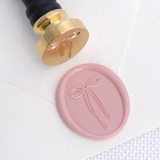 UNIQOOO Vintage Bow Wax Seal Stamp - Flowing Ribbon Bow Design Brass with Wood Handle, Antique Wedding Seal Kit for Invitations, Gift Wrapping, Envelopes, Christmas Cards & Romantic Decor