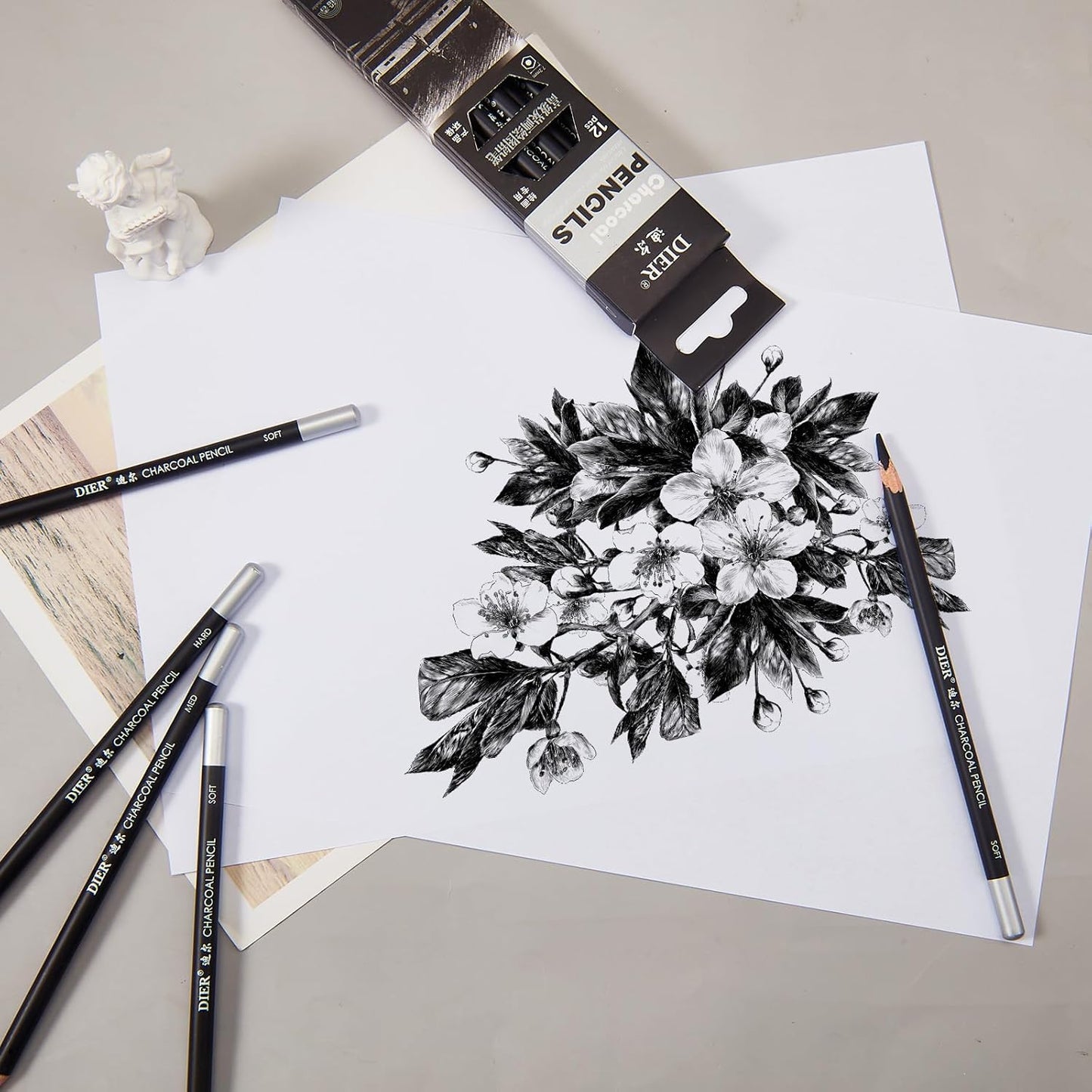 Geyoga 36 Pcs Professional Charcoal Pencils Soft, Medium and Hard for Drawing Charcoal Pencils for Sketching Shading Drawing Blending Portrait (Black,Assorted)