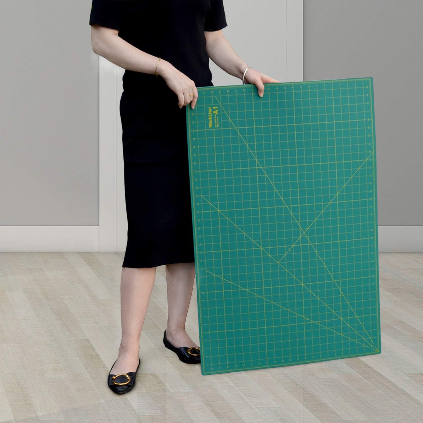 WORKLION Self Healing Cutting Mat: 24 x 36 inch Large Double Sided 5-Layer Gridded PVC Cut Mat for Sewing & Quilting & Scrapbooking & Arts and Crafts Projects (Green/Black)…