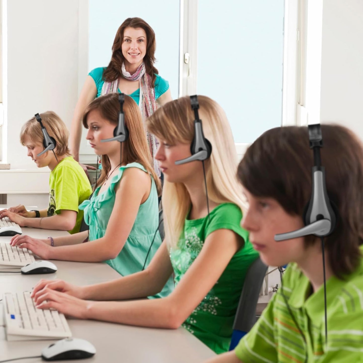 Yunsailing 20 Pack Bulk Classroom Headphones with Microphone Students Wired School Class Set Headphones for School Library Computer Office Adults 3.5 Jack Universal Plug(Grey)