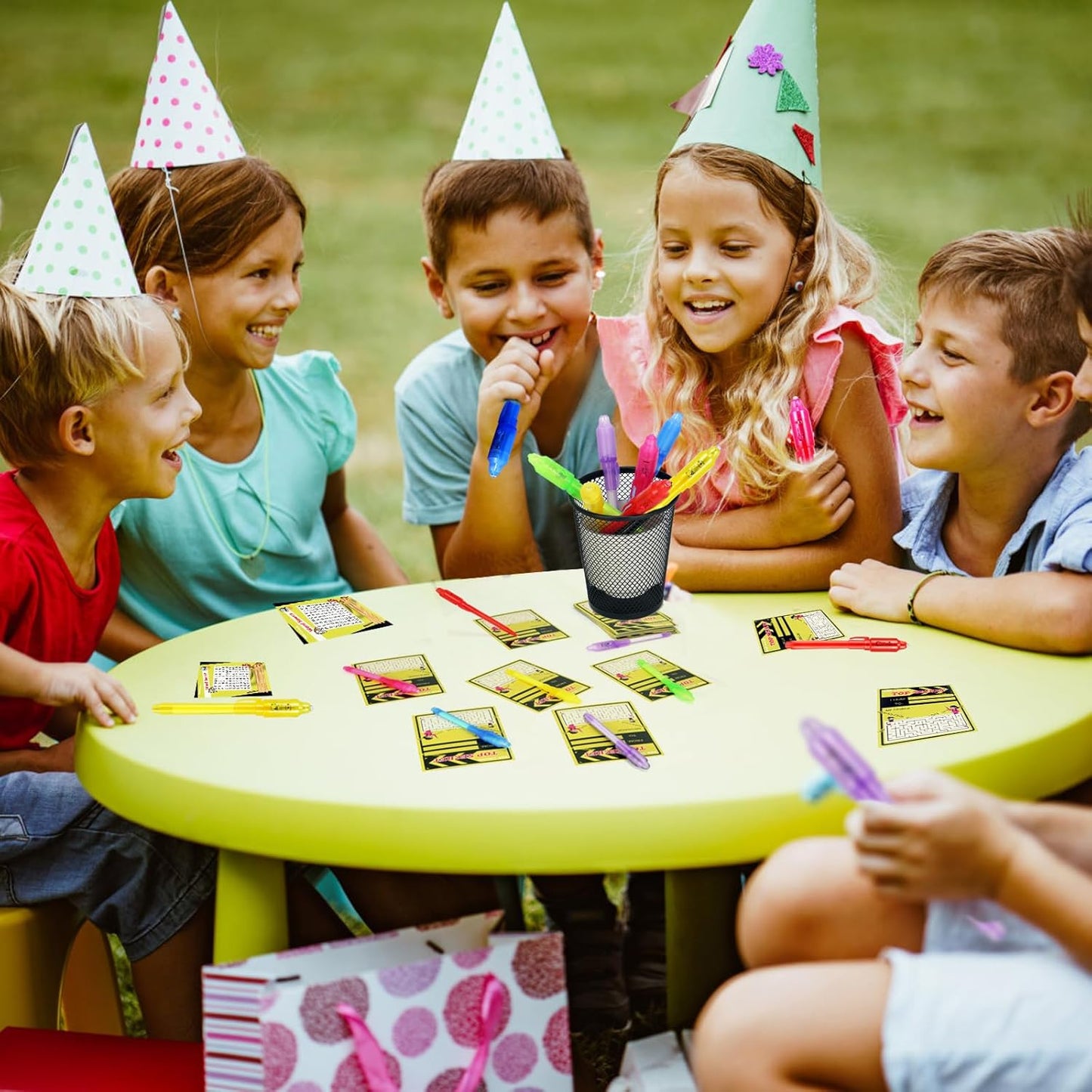 10 Pcs Invisible Ink Pens with UV Led dark light, Word Search & Maze Activities Cards and Bags Included, End of School Year Gift, Fun for Kids' Birthday, Halloween, Christmas, Goodie bag stuffers