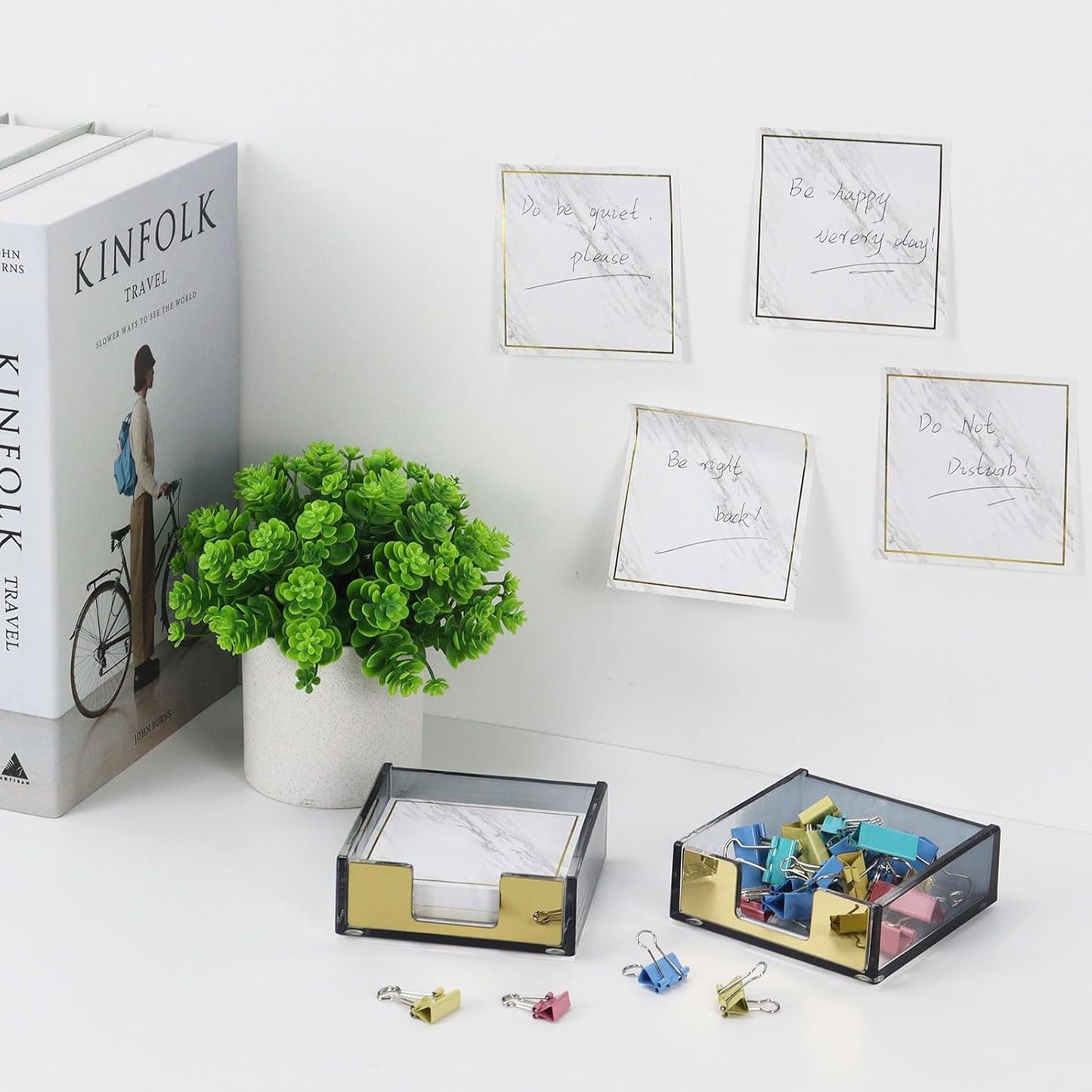 MultiBey Gradient Acrylic Sticky Note Holder, Clear Acrylic Post Note Pad Holder Memo Dispenser Desk Organizer Dispenser with Non-Slip Pads for Office Home Decor (Black)