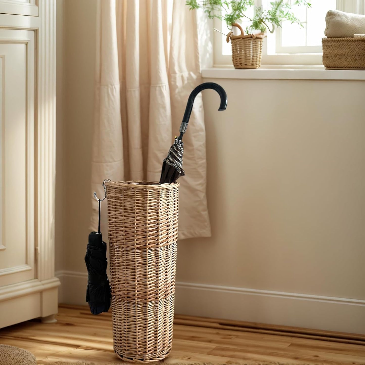 Wicker Umbrella Stand, Umbrella Holder for Entryway with Detachable Drip Tray and 2 Metal Hooks, Storage for Umbrellas & Canes, 9.4L x 9.4W x 21.2H, Home Decor.