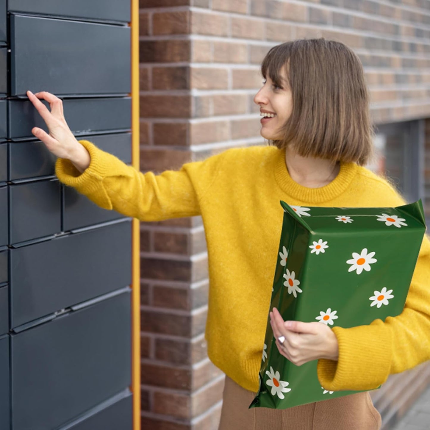 Poly Mailers 6x9 Inch 100 Pcs - Cherry printed Shipping Bags, 2.4mil Thickness, Waterproof and Tear Resistant Mailing Envelopes, Self-Sealing Packaging Bags for Small Business