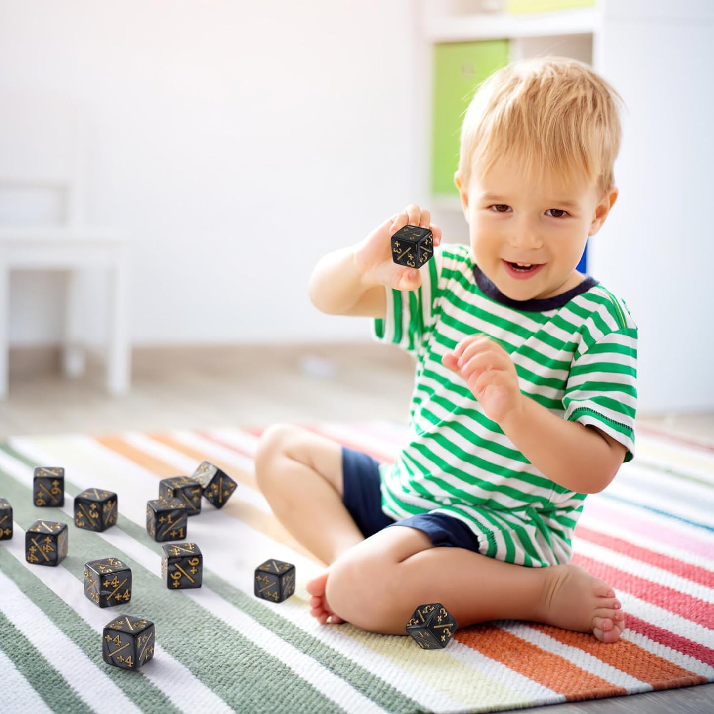 STOBOK 24Pcs Token Dice Counters, MTG Dice MTG Counters, -1/+1 Counters D6 Acrylic Cube Dice Compatible with MTG, CCG Card Gaming Accessory Board Game