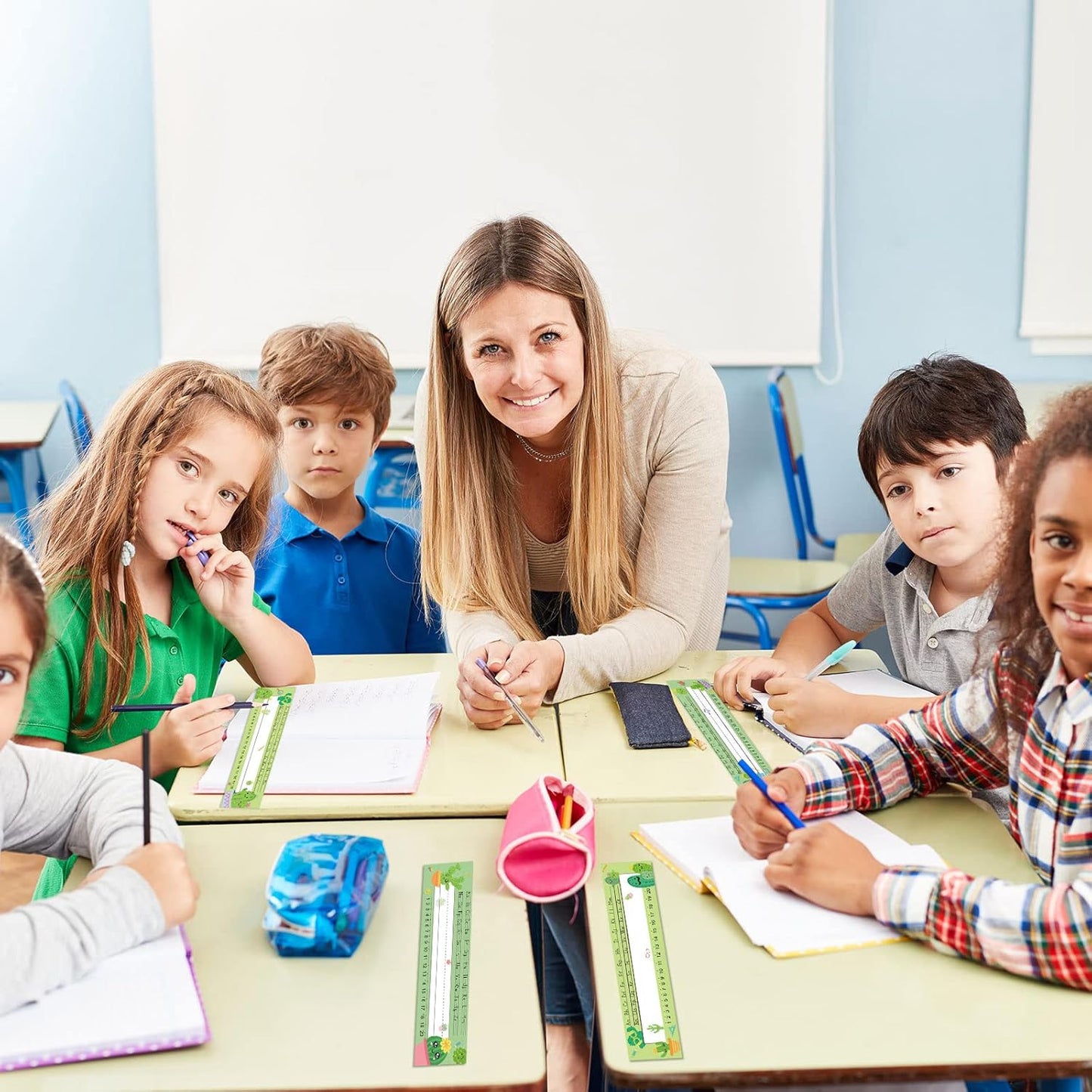 Outus 48 Pcs Cactus Name Tags Label Cactus Cutouts Nameplate for Classroom School Name Tags for Desk Decor for Kids Preschool Bulletin Board(Cactus)