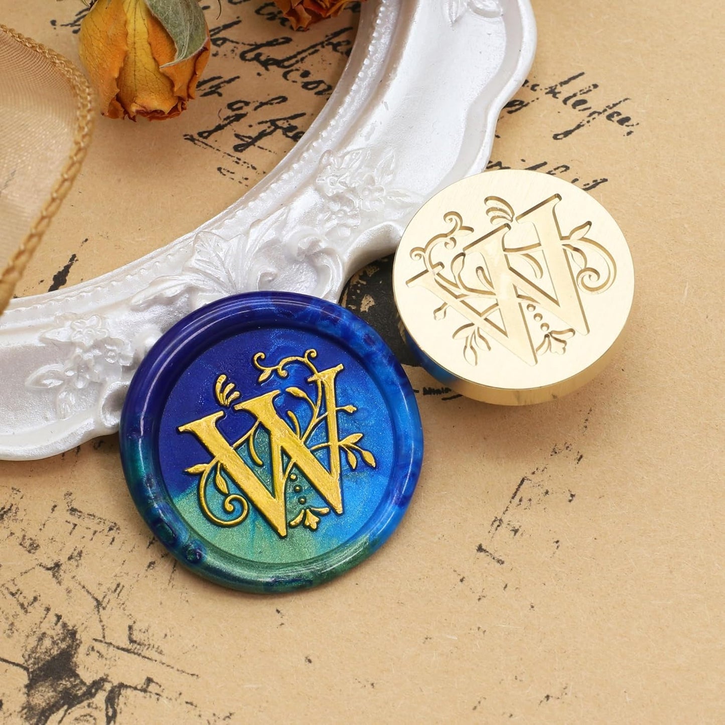 SWANGSA Initial Alphabet W Wax Seal Stamp Kit, Classic Retro Letter Sealing Stamp with 200pcs Sealing Wax Beads Kit for Wedding Invitations Cards Envelopes (W)