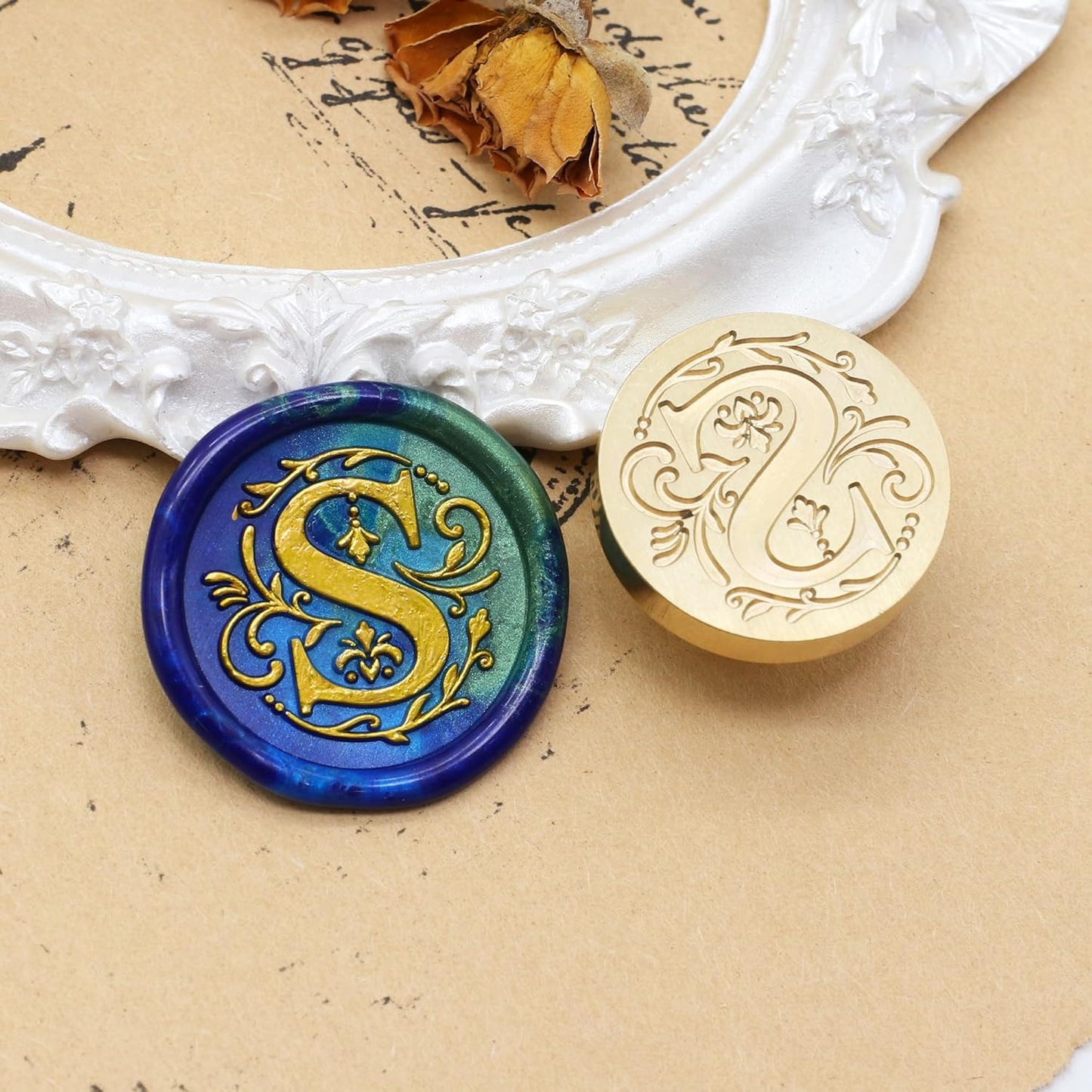 SWANGSA Initial Alphabet S Wax Seal Stamp Kit, Classic Retro Letter Sealing Stamp with 200pcs Sealing Wax Beads Kit for Wedding Invitations Cards Envelopes (S)