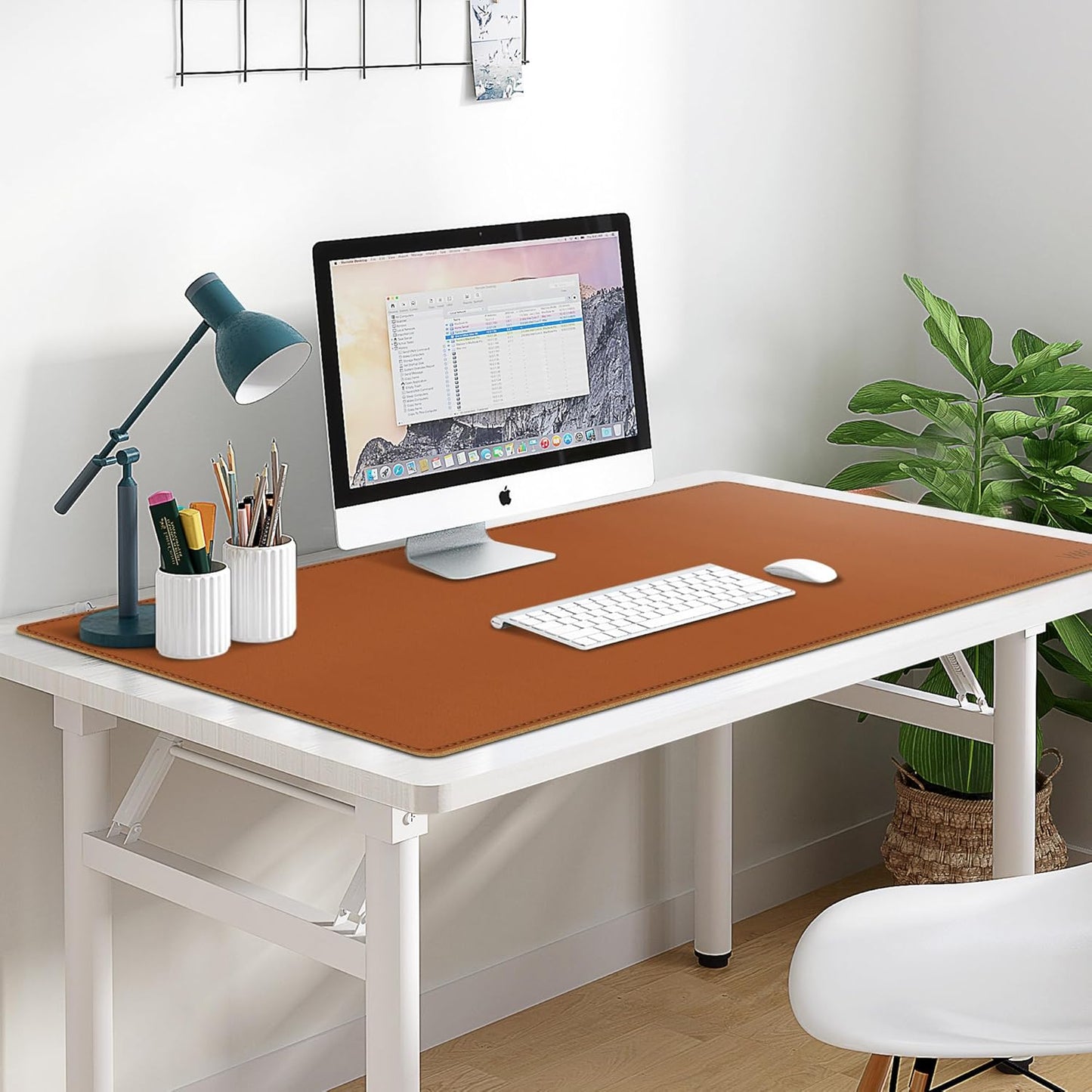 Vyaaa Cork & Leather Desk Pad, 43.3“ x 19.7” Dual Sided Large Desk Mat, Large Mouse Pad on Top of Desks for Computer, Gaming, Home or Office (Brown)