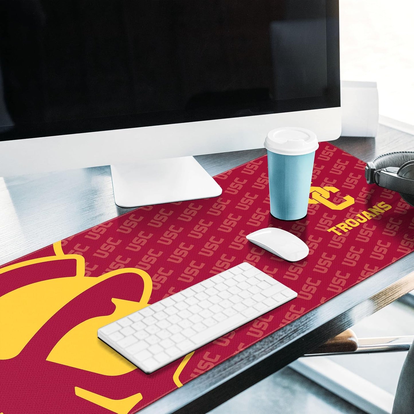 YouTheFan NCAA USC Trojans Logo Series Desk Pad