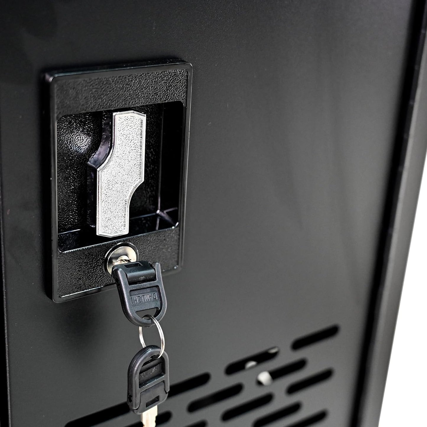 16 Device Charging Cart for Laptop Up to 16.3-inch Screen, Mobile Charging Station and Tablet Storage Cart for iPad, Chromebooks with Cord Organizer, Black