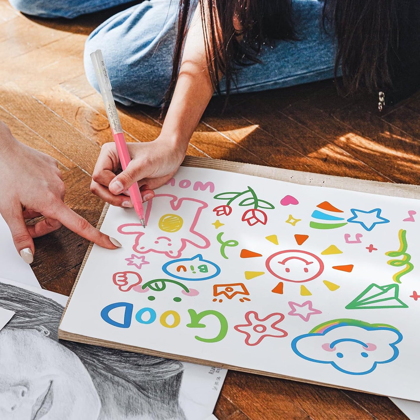 LIUILUCAI 100 Colors Paint Markers,3D Acrylic Gel Pen, Acrylic Paint Pen, 1.0 Fine Tip Muticolor Marker Art Set With Bullet Tip For Black Paper Canvas DIY Crafts, Art, Drawing-1.0 mm