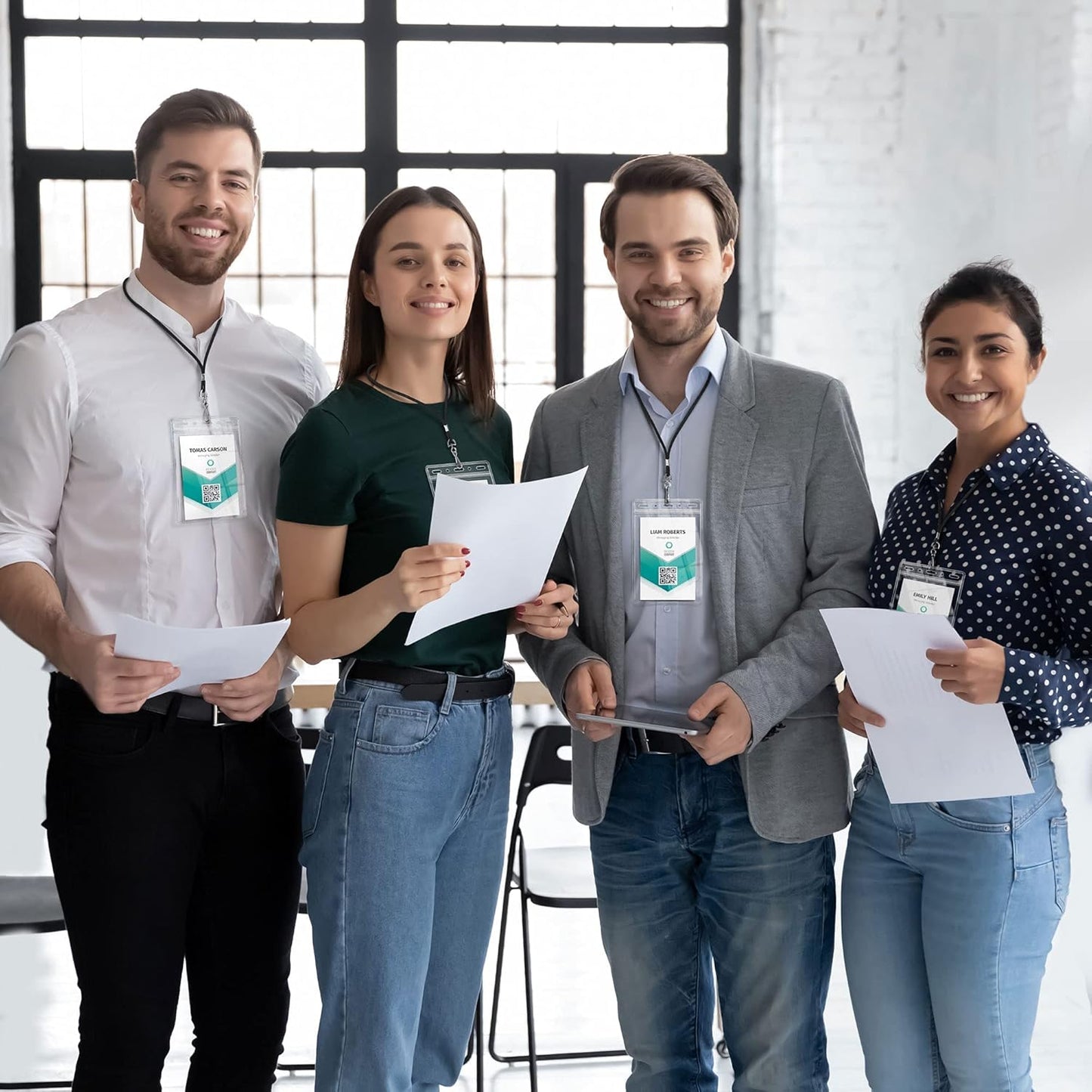 EcoEarth Passport & Identification Card Holders with Soft Edge (Clear, 4x6 Inch, 100 Pack), Extra Large Vertical ID Holder, Zipperless Plastic Name Badge Holders