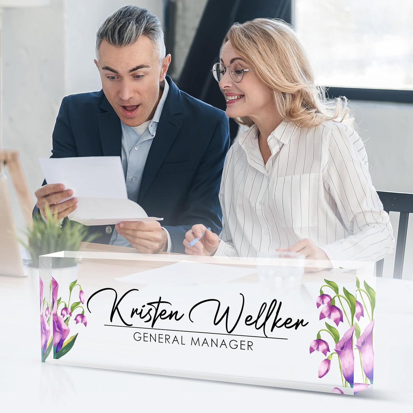 Custom Office Name Plate for Desk, Desk Name Plate Personalized, Personalized Gifts for Women, Appreciation Gifts for Employee Coworkers Boss Teacher, Office Accessories (Purple flower)