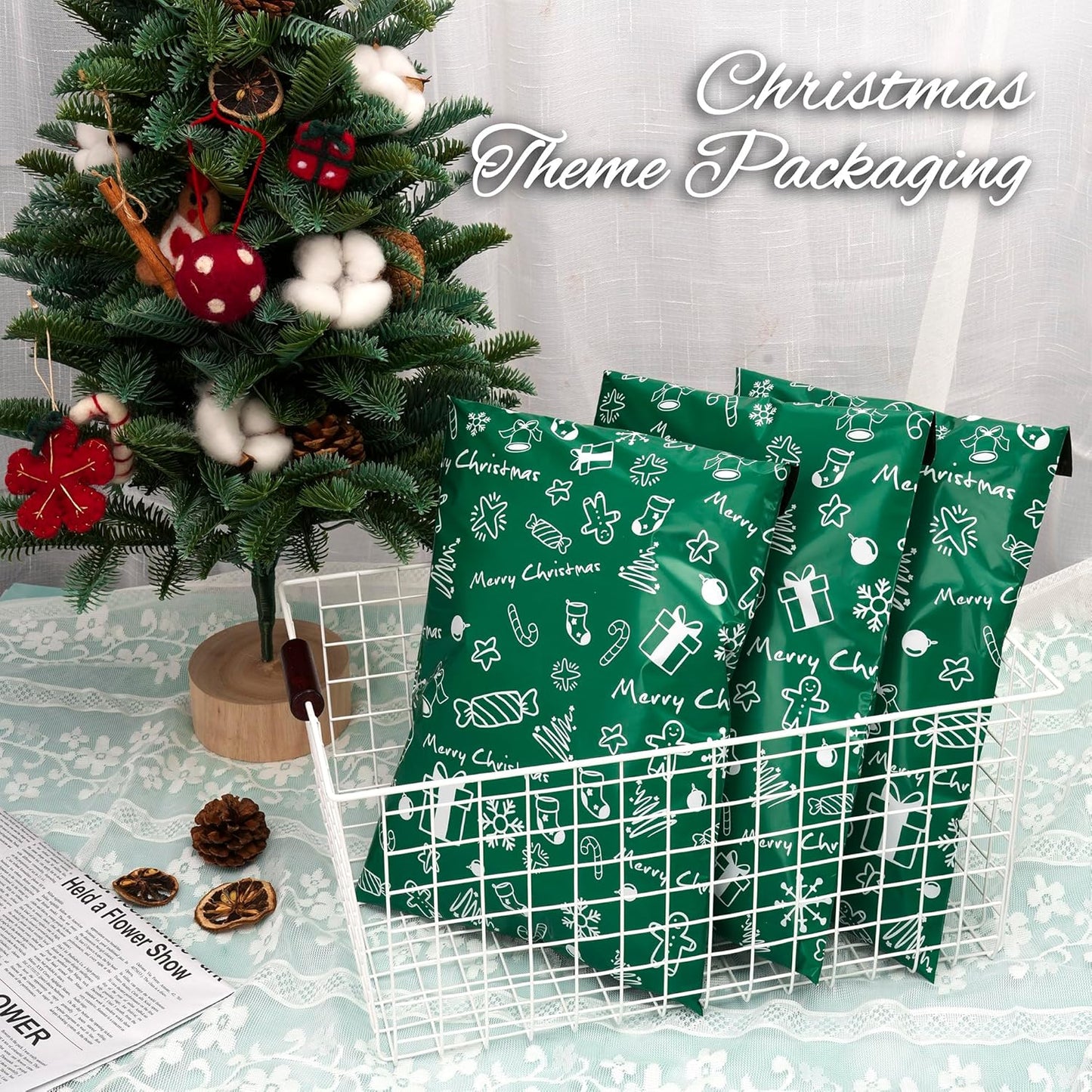 Christmas Poly Mailer - 14.5x19 Inch, 50 Waterproof Tear-Resistant Self-Seal Bags - Green Merry Christmas