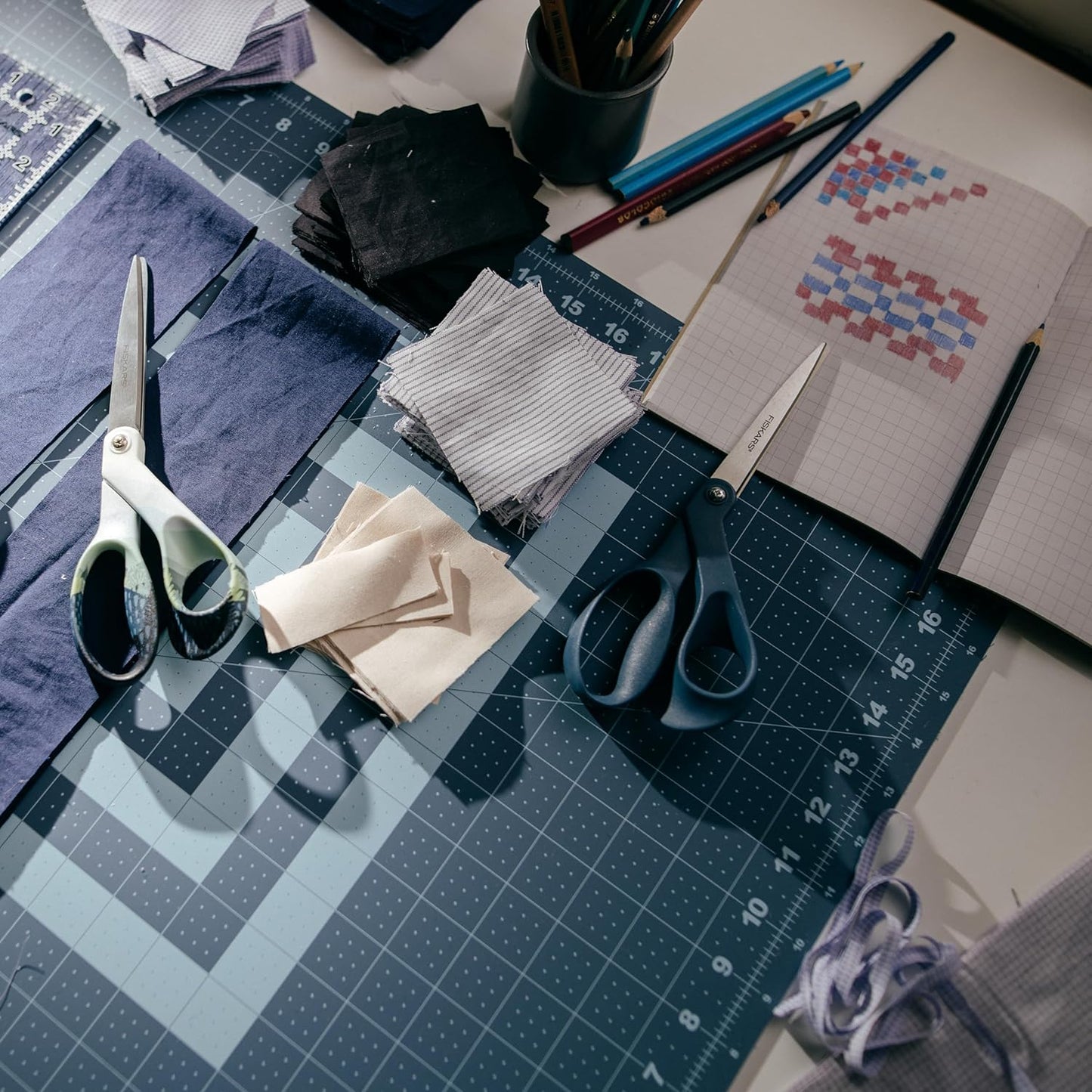 Fiskars Self Healing Cutting Mat with Grid for Sewing, Quilting, and Crafts - 18" x 24 Grid Lilac/Mountain Haze