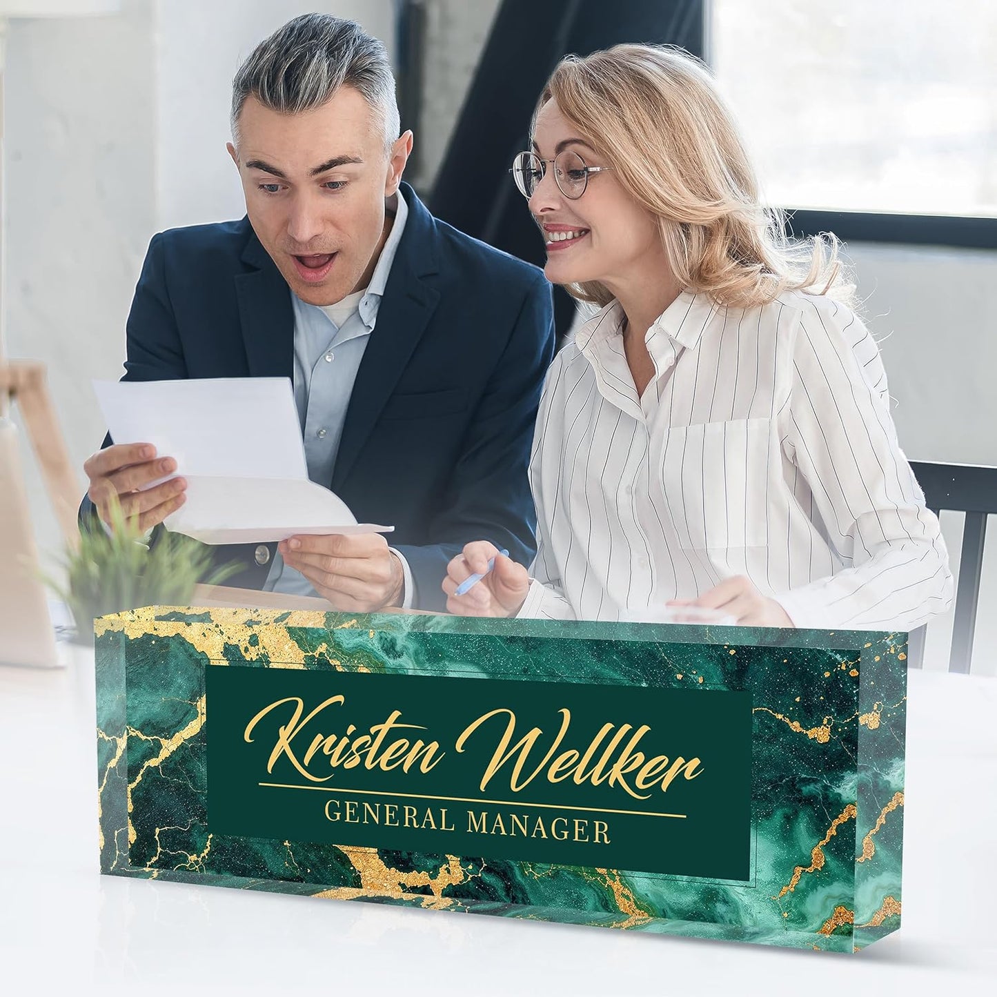 Custom Office Name Plate for Desk, Desk Name Plate Personalized, Personalized Gifts for Women, Appreciation Gifts for Employee Coworkers Boss Teacher, Office Accessories (Green gilding)