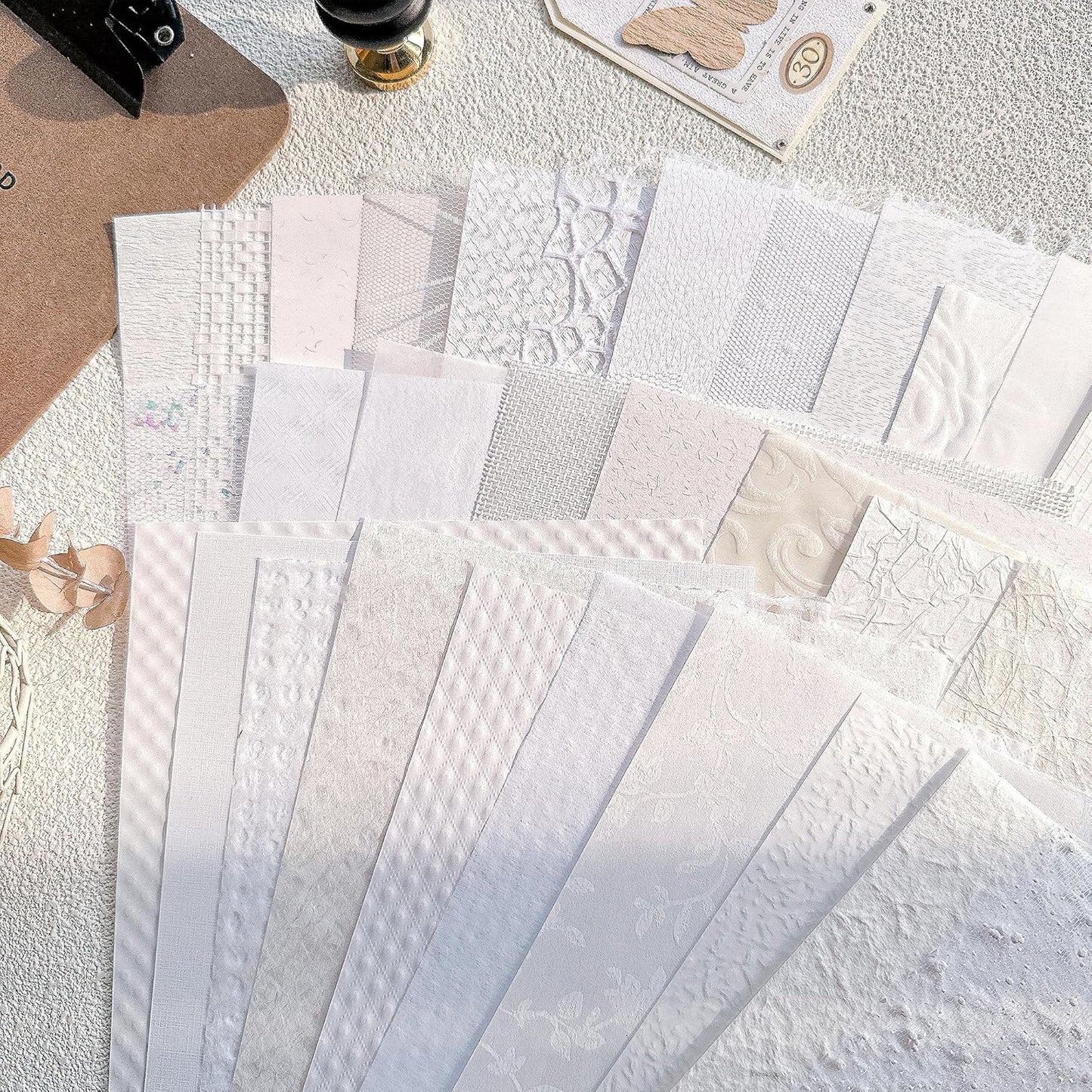 Aromoty 30 sheets Textured Scrapbook Paper&Mesh Fabric set - A4 Large Craft Mulberry Special Paper Mix for Scrapbooking White Junk Journal Supplies Card Materials Wedding Collage, 11.7x8.3 Inches